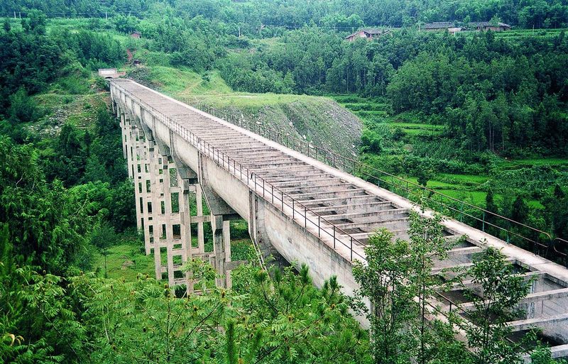 綿陽武引梨兒園渡槽