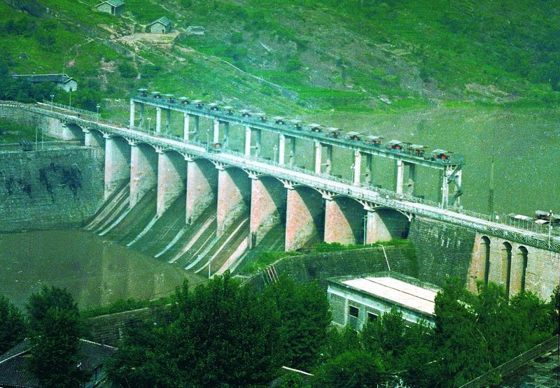 云陽小江水電站攔河閘